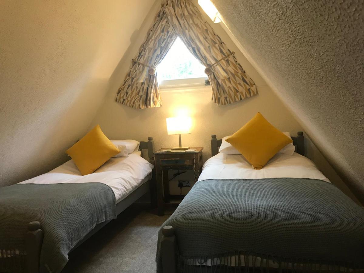 Foxes Sea Side Retreat Deluxe Chalet Is A Lovely Holiday Home Tucked Away On The Kent Coast Kingsdown  Kültér fotó
