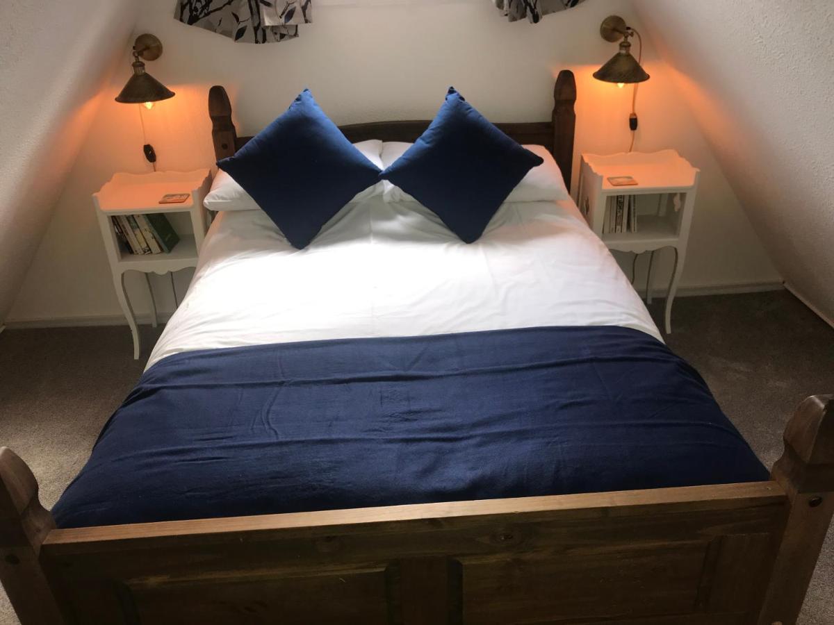Foxes Sea Side Retreat Deluxe Chalet Is A Lovely Holiday Home Tucked Away On The Kent Coast Kingsdown  Kültér fotó
